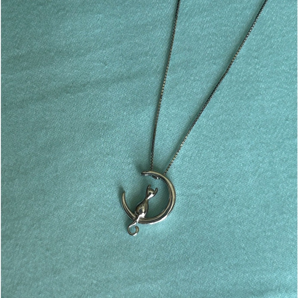 Beautiful Earth Boutique cat moon necklace